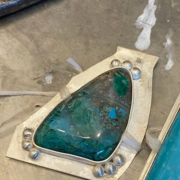 Handmade Pendant with Silicated Chrysocolla and Malachite set in Sterling Silver - Picture 9 of 11